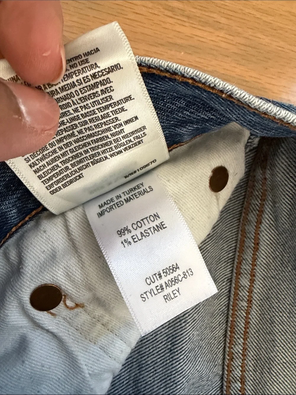 Agolde Women's Straight Leg Jeans in Mid Blue Wash - Picture 3 of 4